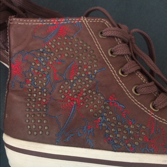 leather high tops womens